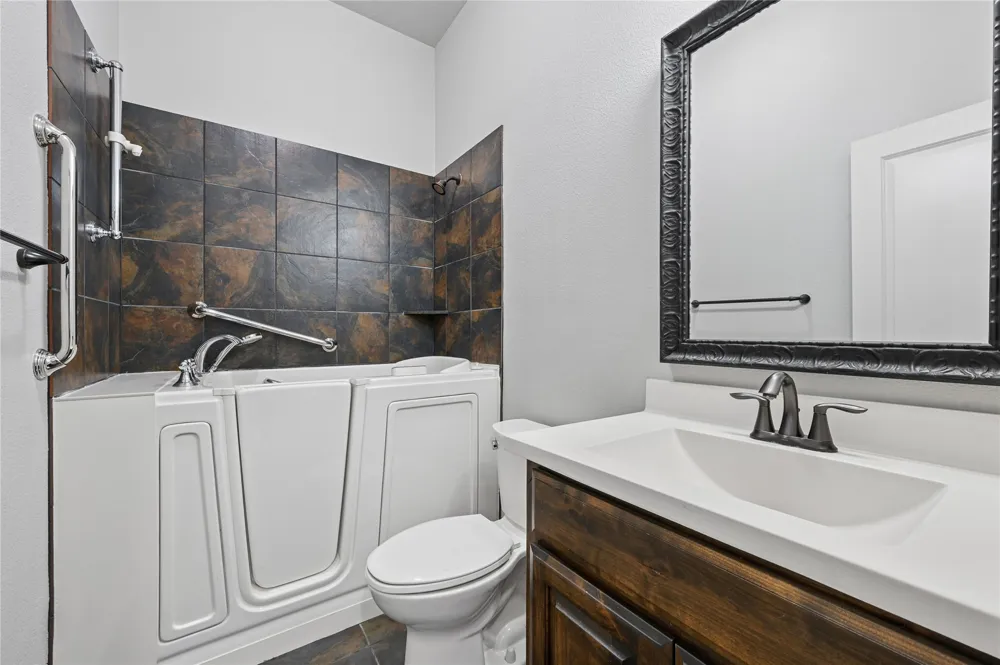 6918 Belteau Lane Dallas, TX 75227