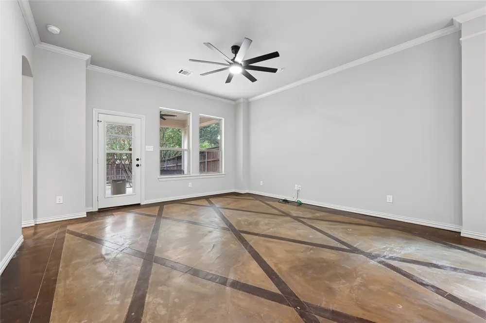 6918 Belteau Lane Dallas, TX 75227