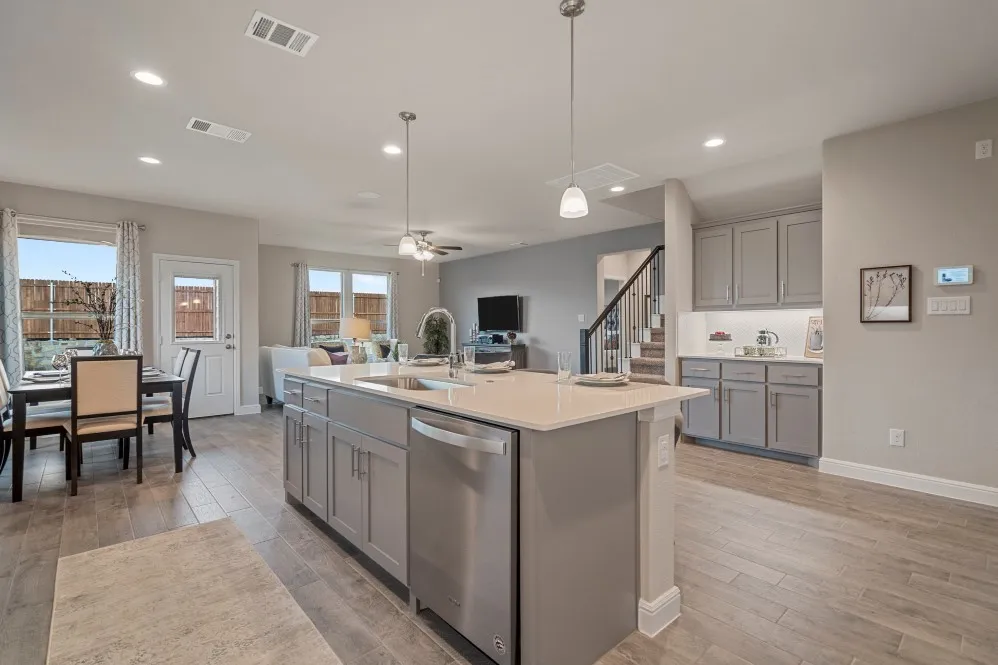 733 RUBICON ROAD Fort Worth, TX 76247