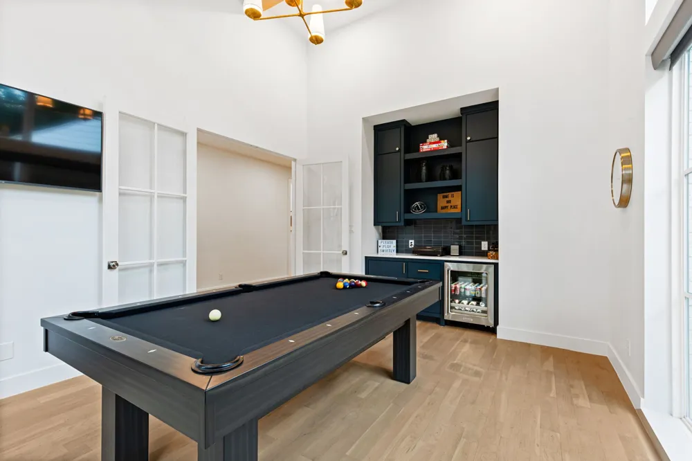 7210 Casa Loma Avenue Dallas, TX 75214