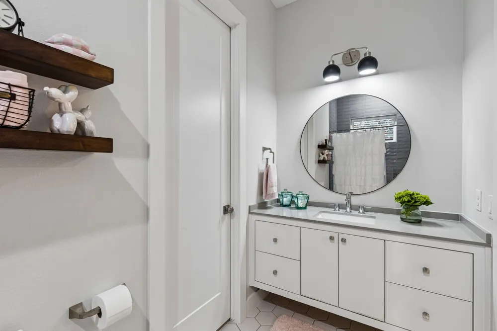 7210 Casa Loma Avenue Dallas, TX 75214