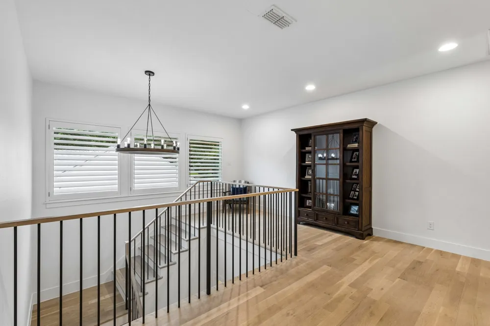 7210 Casa Loma Avenue Dallas, TX 75214