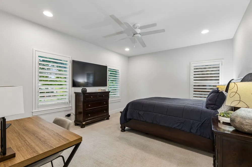 7210 Casa Loma Avenue Dallas, TX 75214