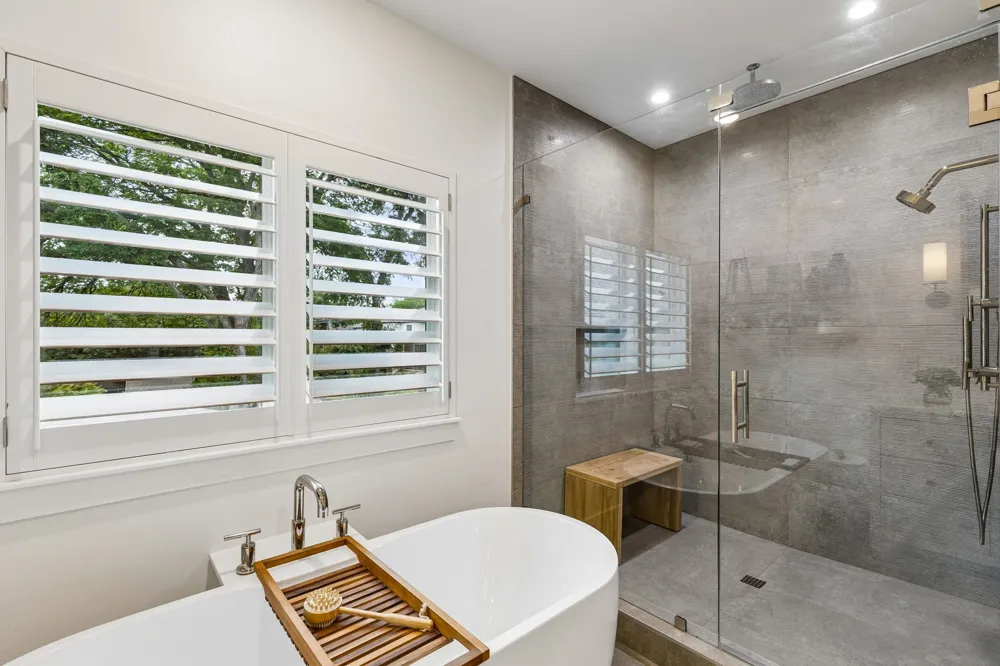 7210 Casa Loma Avenue Dallas, TX 75214