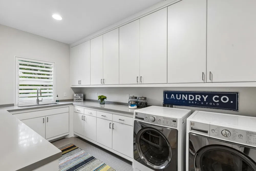 7210 Casa Loma Avenue Dallas, TX 75214