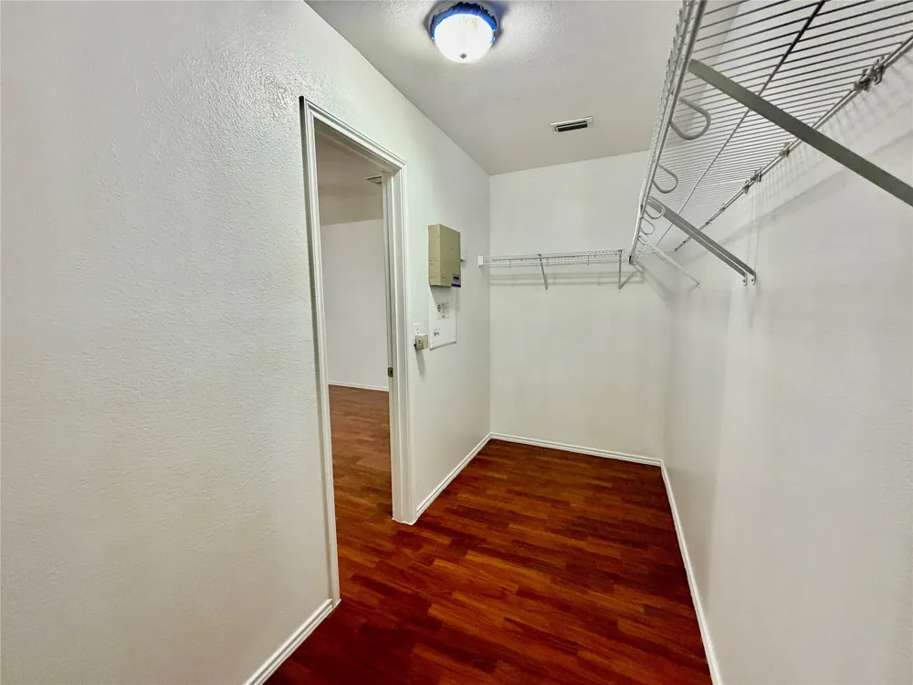 8107 Stowe Springs Lane Arlington, TX 76002
