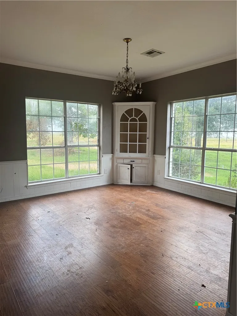 565 Fm 1772 Rosebud, TX 76570