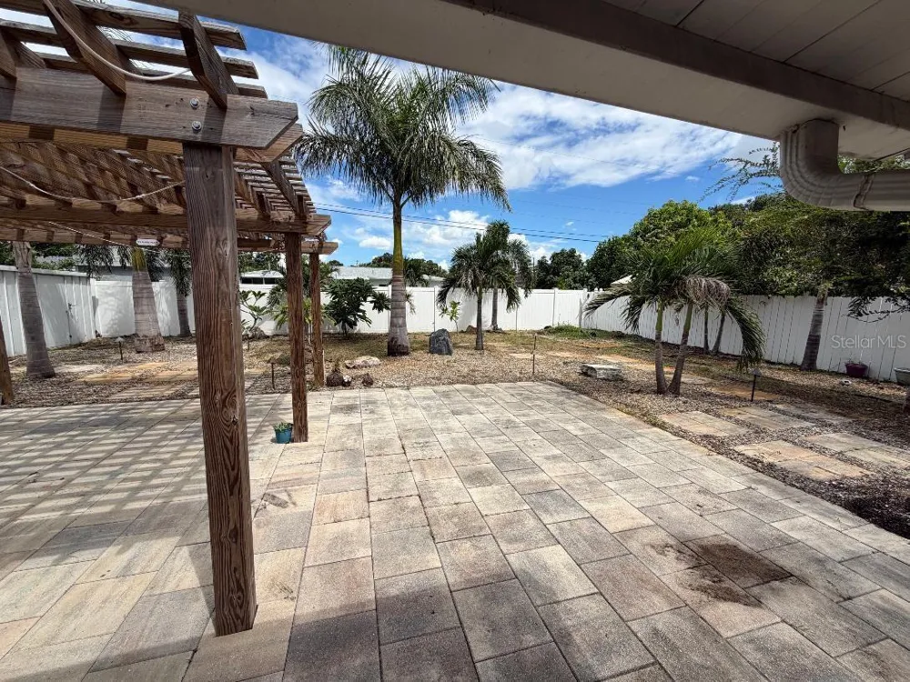 6017 43RD AVENUE St Petersburg, FL 33709