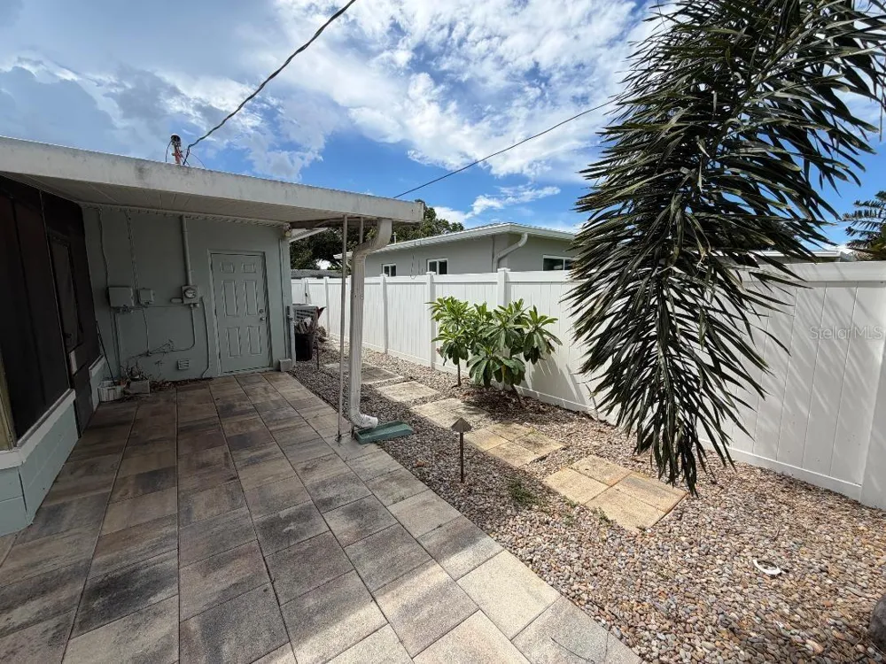 6017 43RD AVENUE St Petersburg, FL 33709