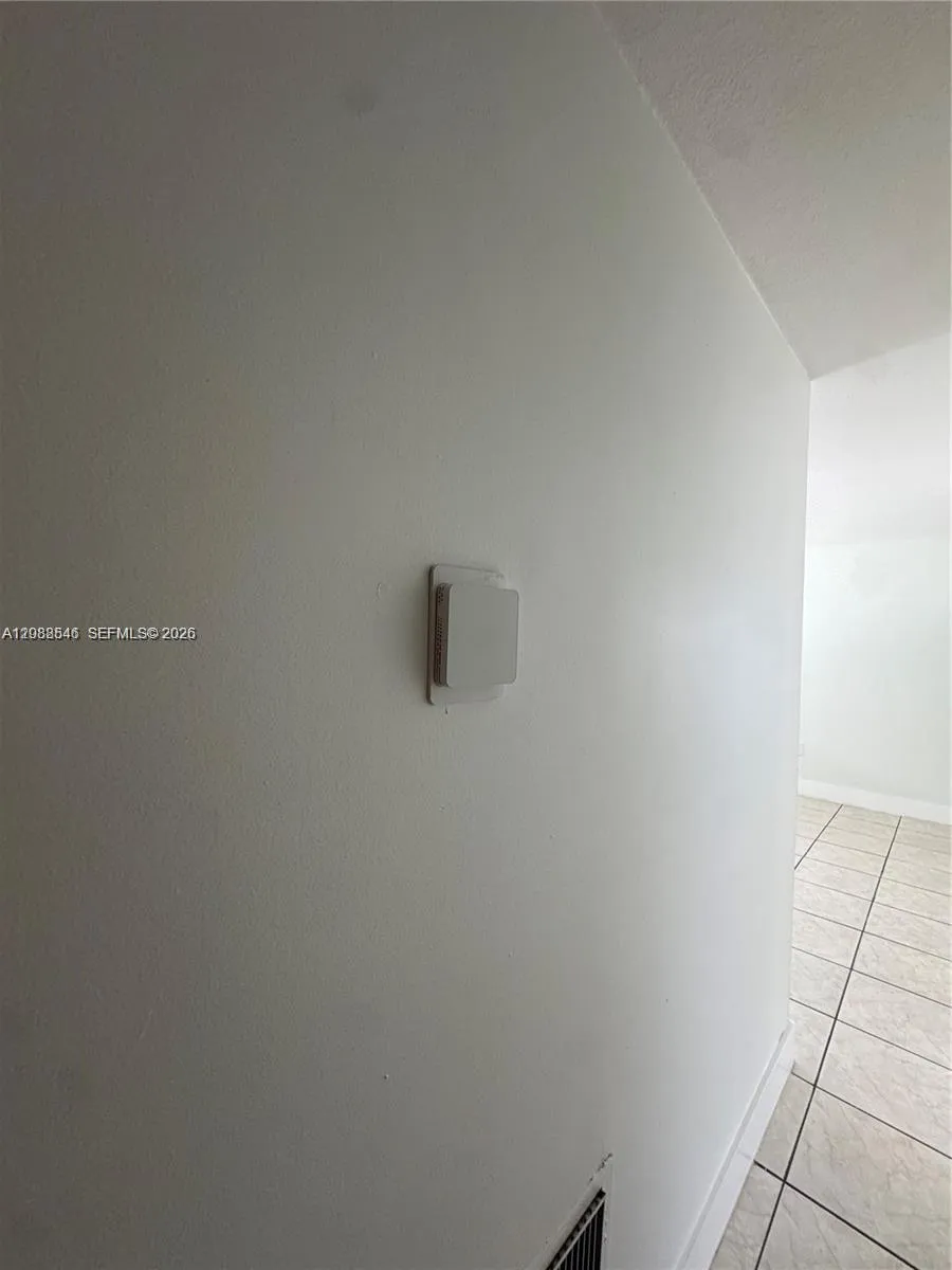 1107 NW 30th Ave #1107 Miami, FL 33125