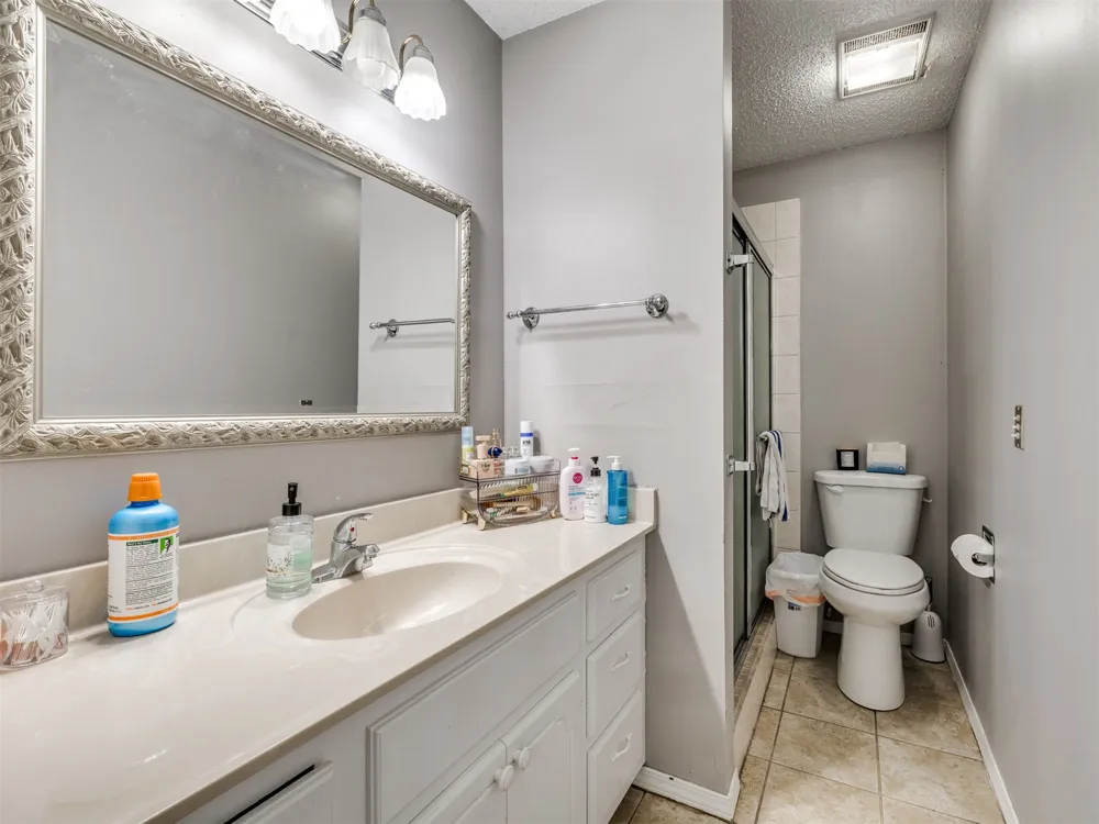 204 W Seward Avenue Sand Springs, OK 74063
