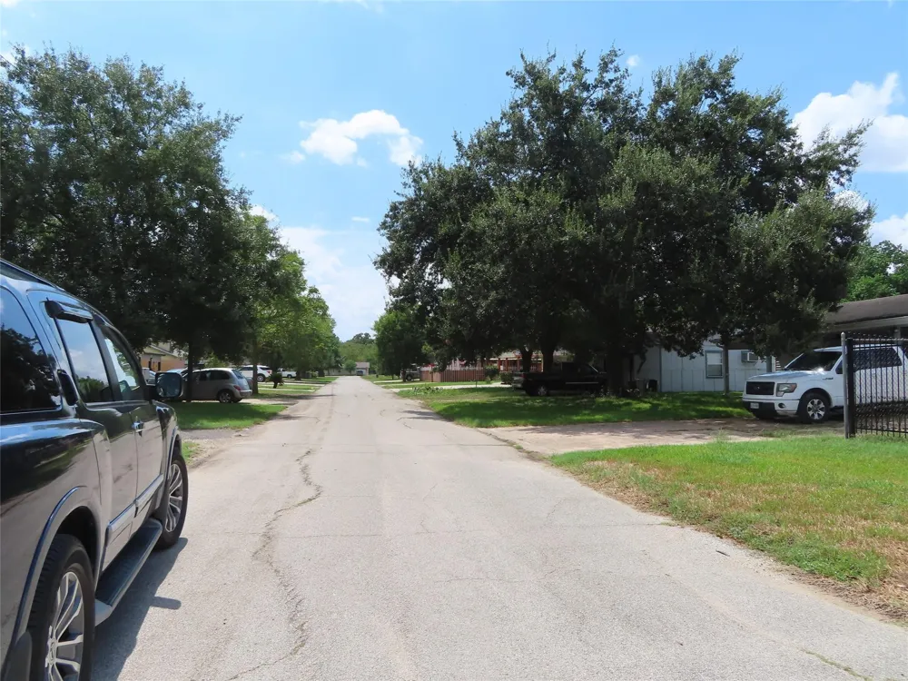 1629 Caspersen Drive Houston, TX 77029