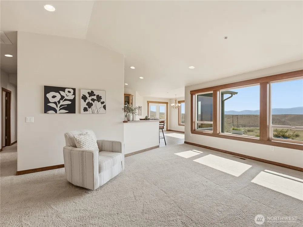 2304 Canyon Hills Drive East Wenatchee, WA 98802