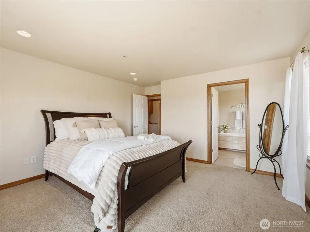 2304 Canyon Hills Drive East Wenatchee, WA 98802