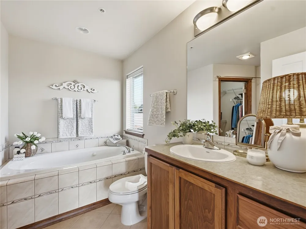 2304 Canyon Hills Drive East Wenatchee, WA 98802