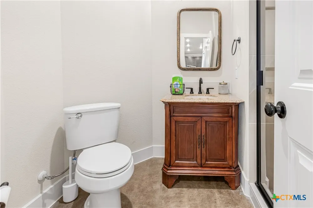 1018 Saddle Bluff Drive Salado, TX 76571