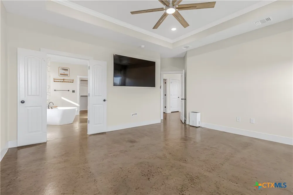 1018 Saddle Bluff Drive Salado, TX 76571