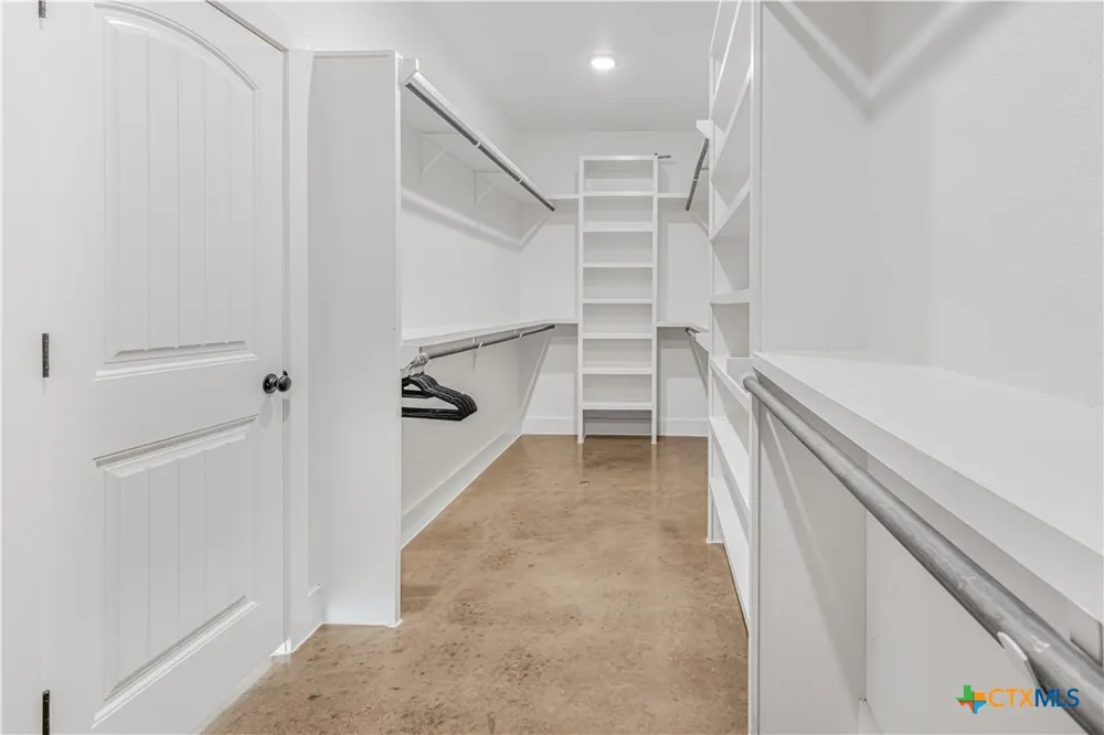 1018 Saddle Bluff Drive Salado, TX 76571