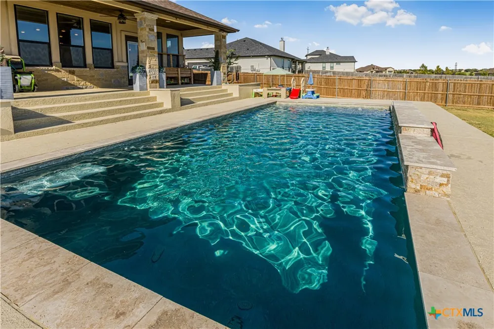 1018 Saddle Bluff Drive Salado, TX 76571
