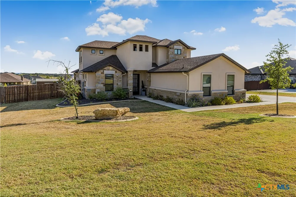 1018 Saddle Bluff Drive Salado, TX 76571