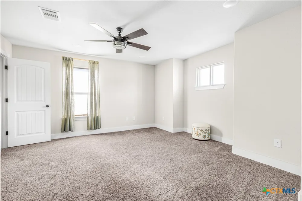1018 Saddle Bluff Drive Salado, TX 76571