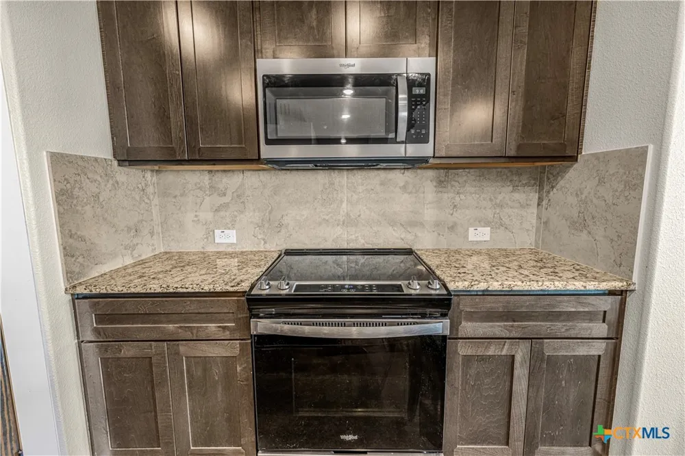 1018 Saddle Bluff Drive Salado, TX 76571