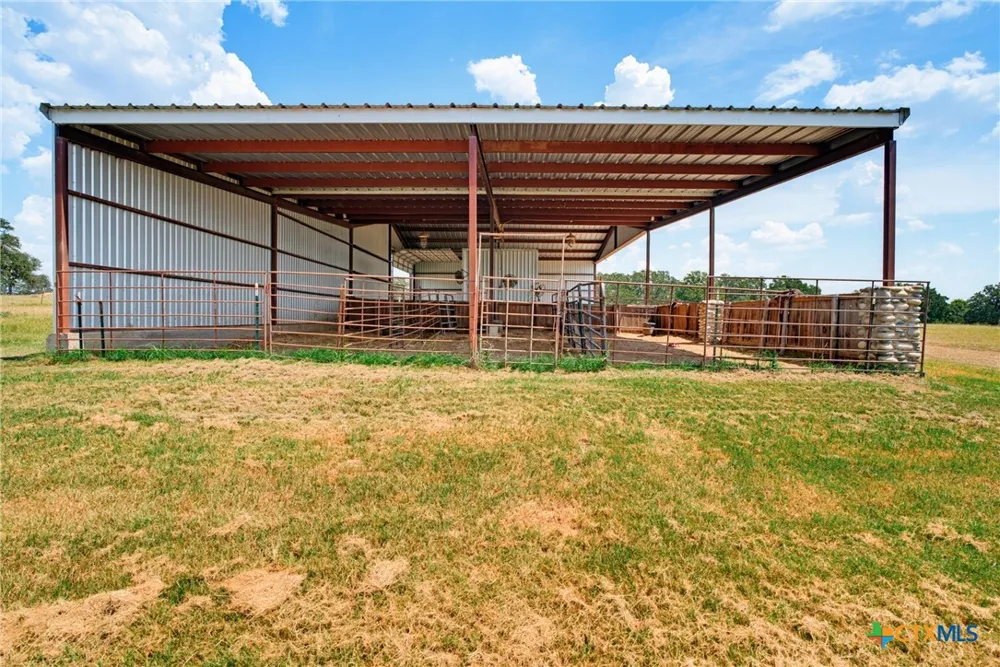 16905 Fm 112 Thrall, TX 76578