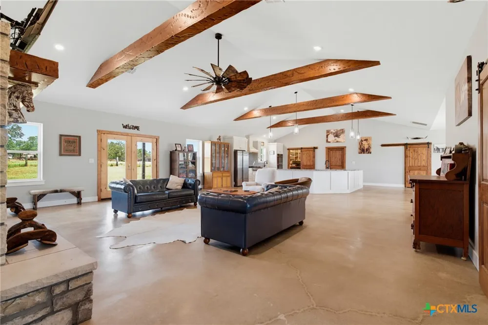 16905 Fm 112 Thrall, TX 76578