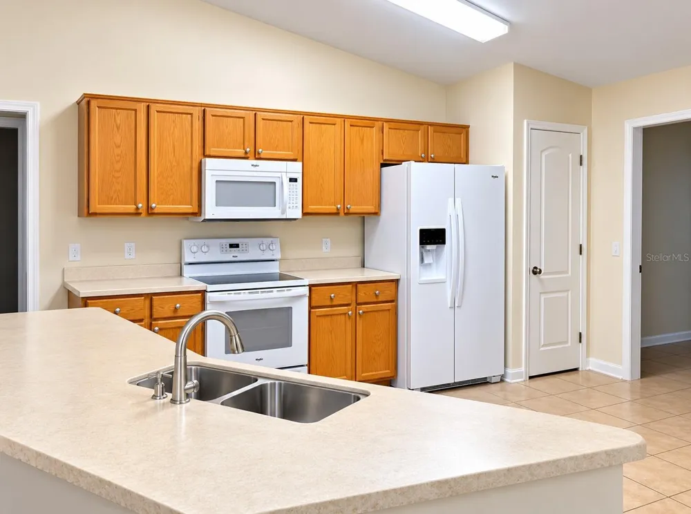 24107 MILFORD DRIVE Eustis, FL 32736