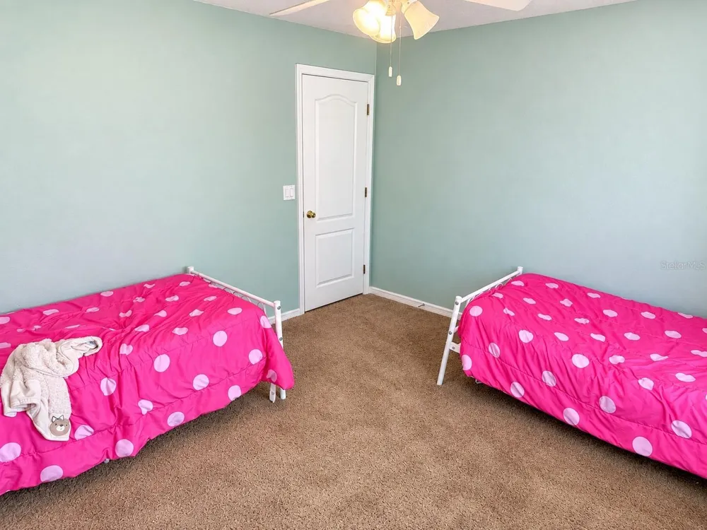 24107 MILFORD DRIVE Eustis, FL 32736