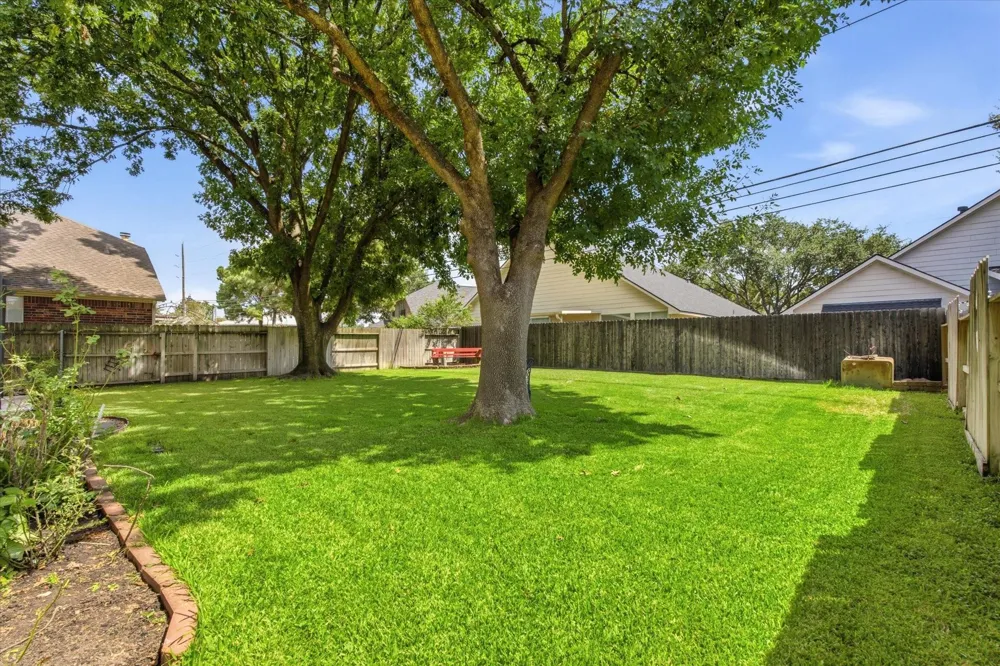 7210 Hazel Cove Drive Houston, TX 77095