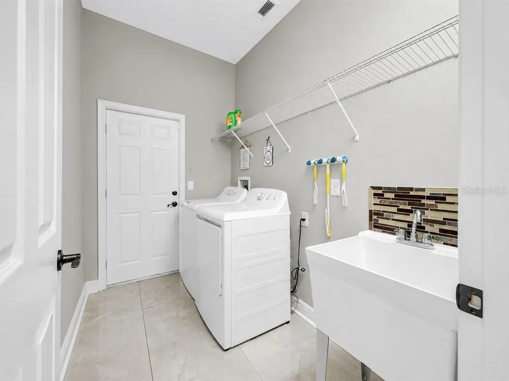 8710 PRESTON WOODS COURT Land O Lakes, FL 34638