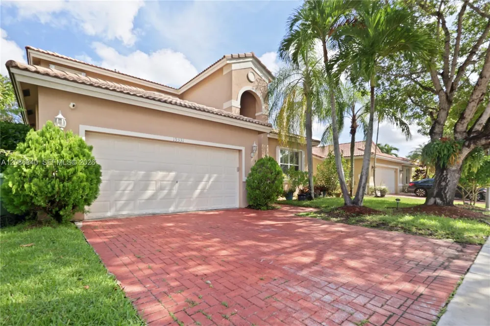19331 SW 15th St Pembroke Pines, FL 33029