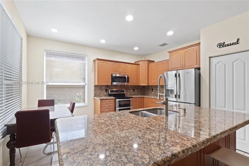19331 SW 15th St Pembroke Pines, FL 33029