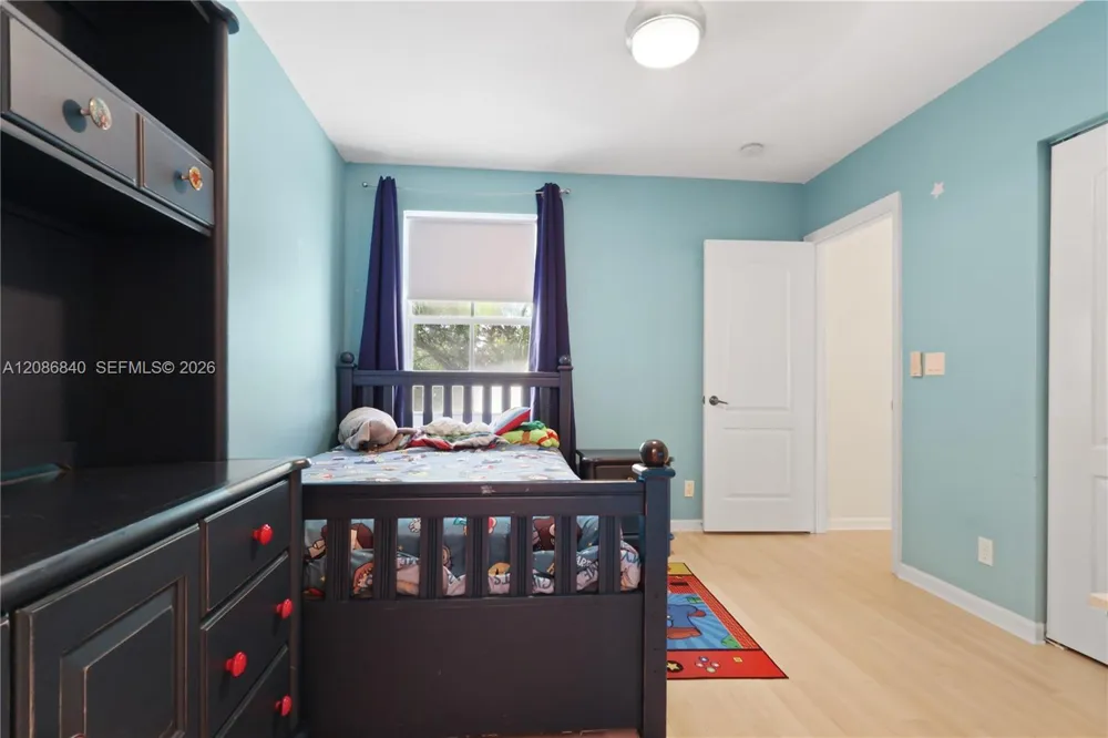 19331 SW 15th St Pembroke Pines, FL 33029