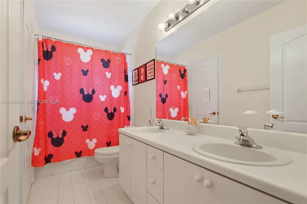 19331 SW 15th St Pembroke Pines, FL 33029