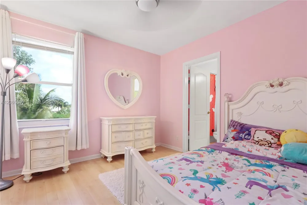 19331 SW 15th St Pembroke Pines, FL 33029