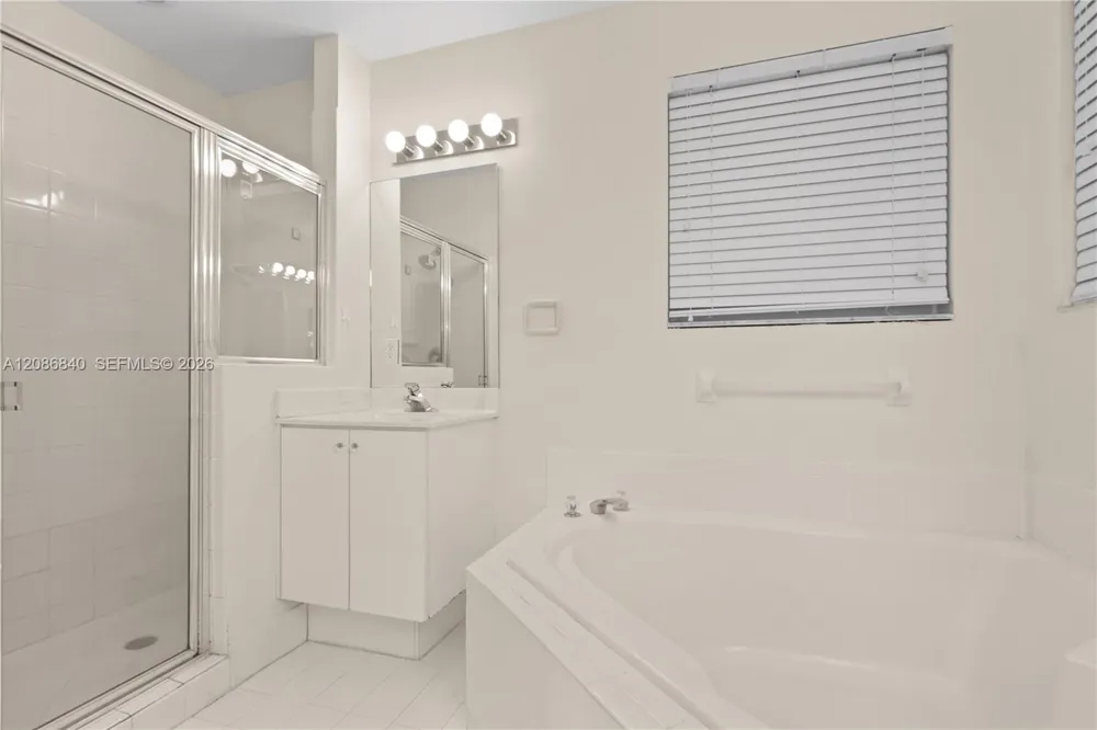 19331 SW 15th St Pembroke Pines, FL 33029