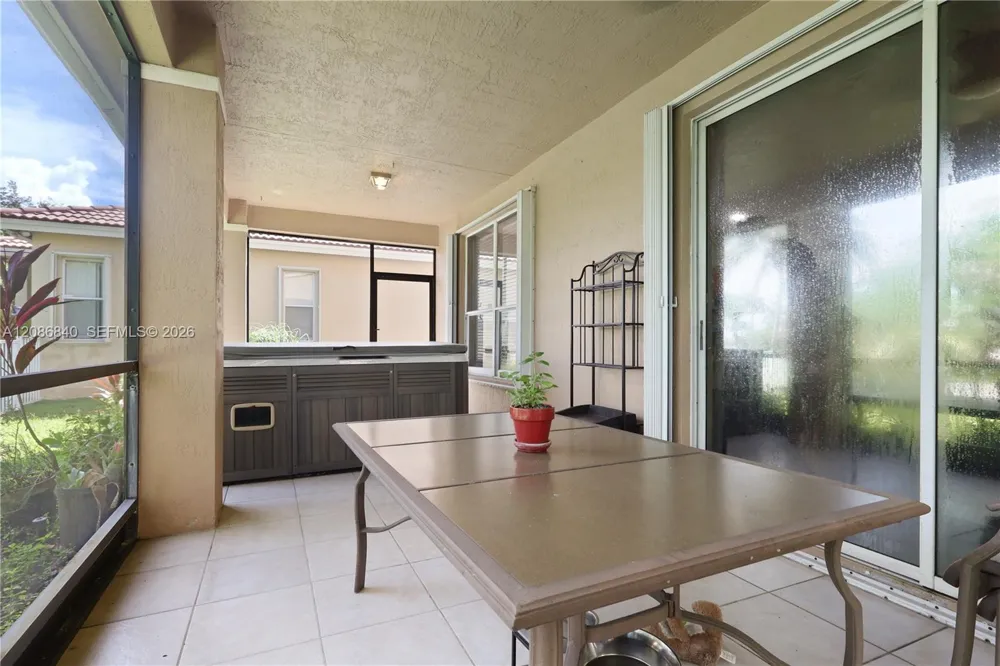 19331 SW 15th St Pembroke Pines, FL 33029