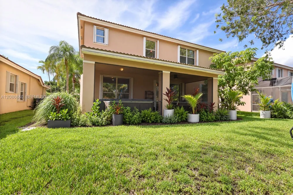 19331 SW 15th St Pembroke Pines, FL 33029