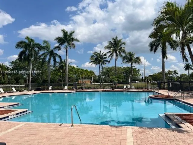 19331 SW 15th St Pembroke Pines, FL 33029