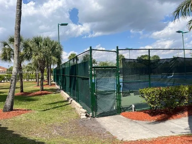 19331 SW 15th St Pembroke Pines, FL 33029