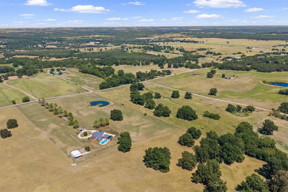 1599 Cardinal Road Lone Grove, OK 73443