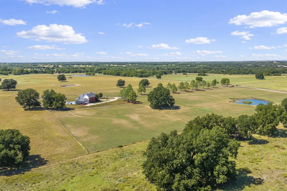 1599 Cardinal Road Lone Grove, OK 73443