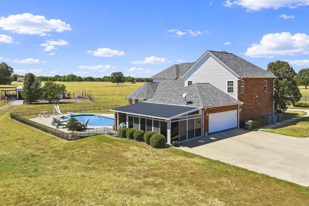 1599 Cardinal Road Lone Grove, OK 73443