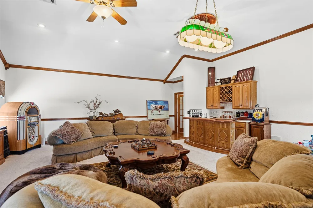 1599 Cardinal Road Lone Grove, OK 73443