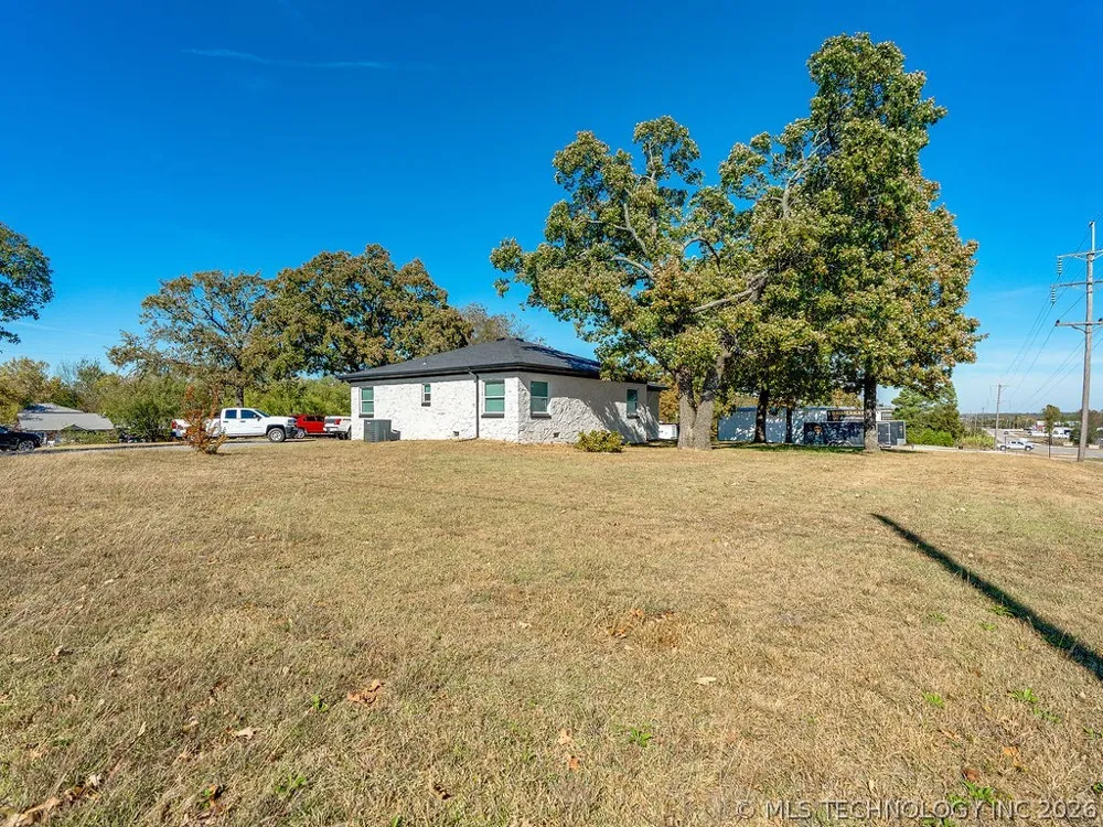 120 Pruitt Road Ada, OK 74820