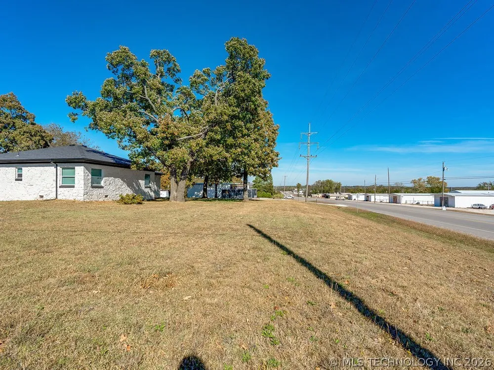 120 Pruitt Road Ada, OK 74820