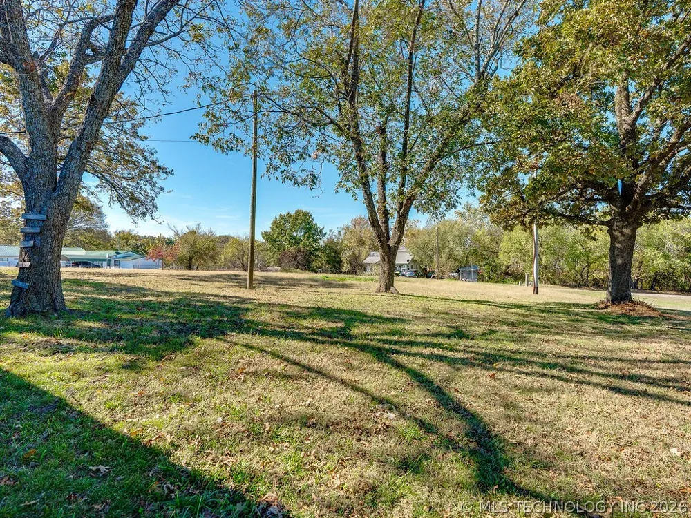 120 Pruitt Road Ada, OK 74820
