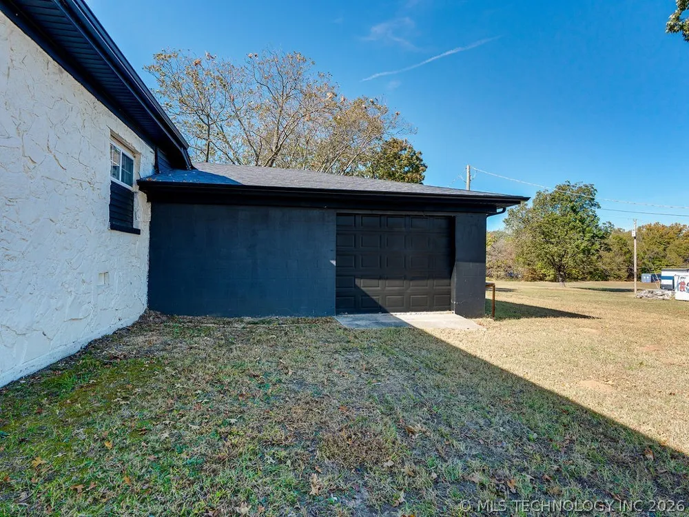120 Pruitt Road Ada, OK 74820